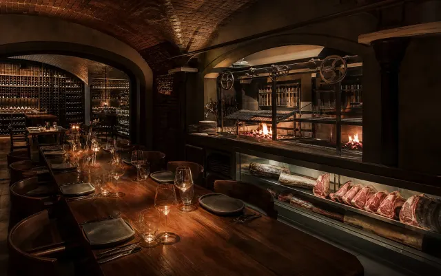 Интерьер ресторана Carniceria Vino