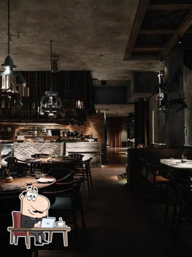 Фирменное блюдо в ресторане Ikura Izakaya Nikkei