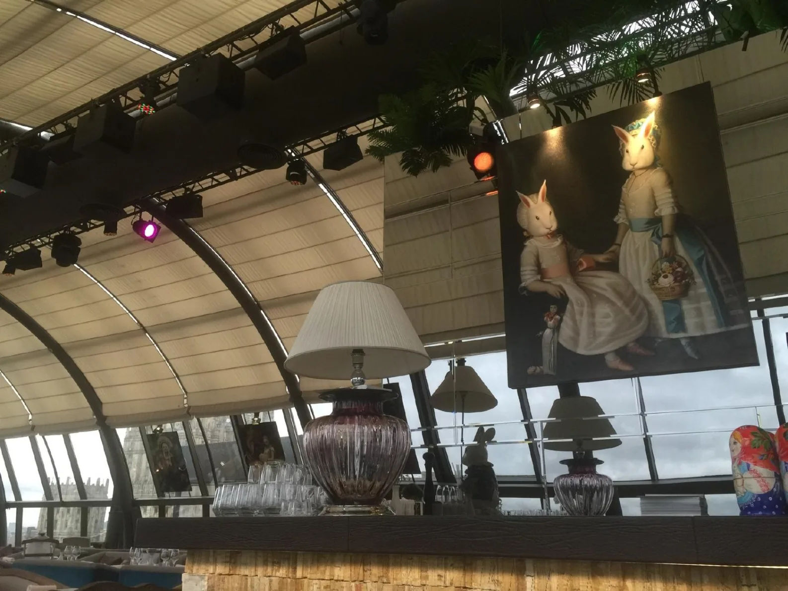 Интерьер ресторана O2 Restaurant