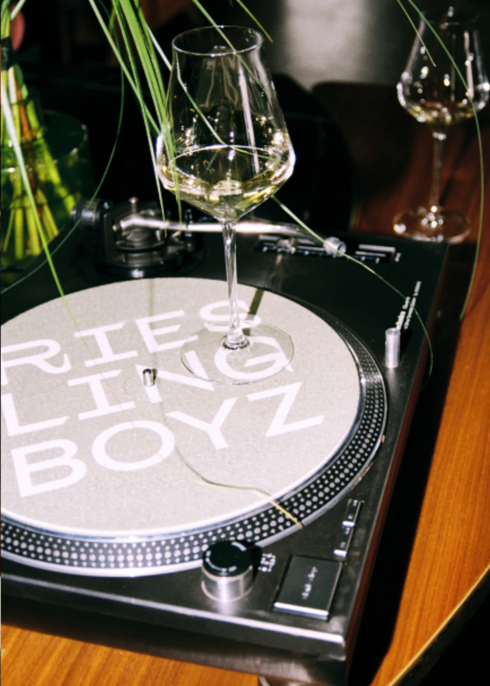 Интерьер ресторана Riesling Boyz