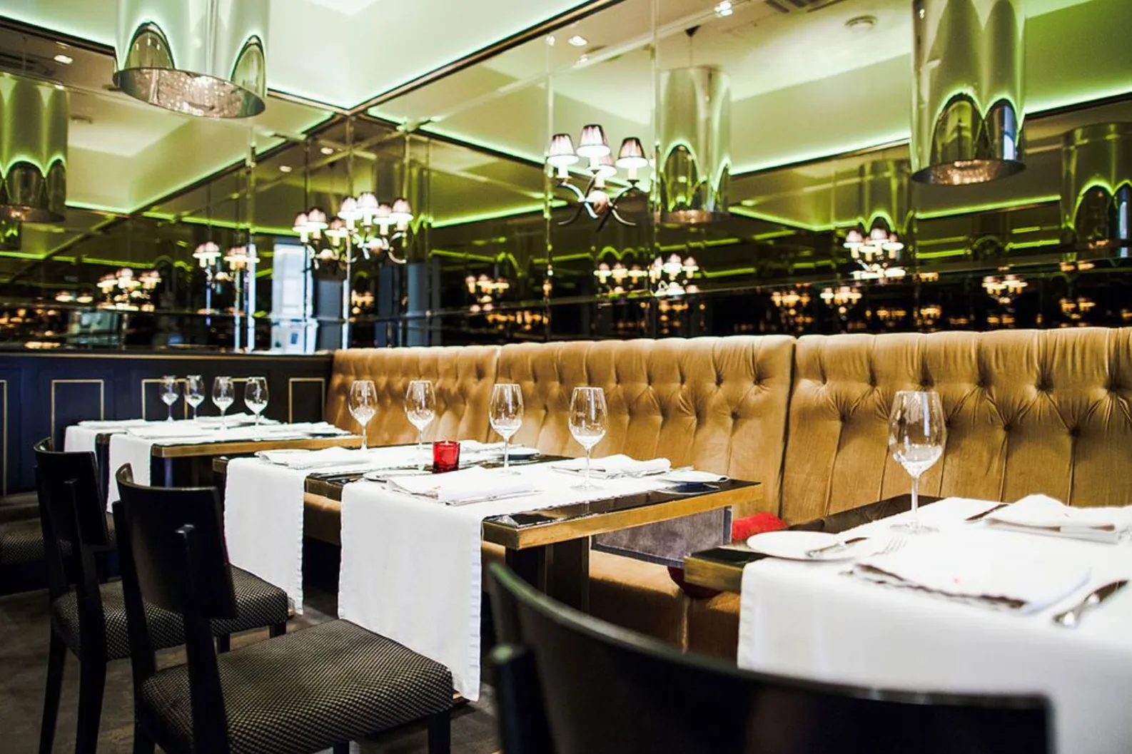 Атмосфера ресторана Vogue Café